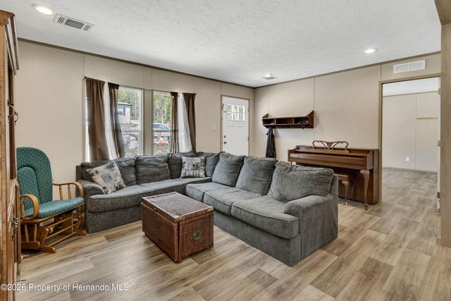 5021 S Adventure Point, Homosassa, FL 34446