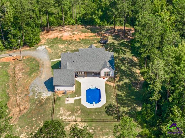 665 Edge Road, Forsyth, GA 31029