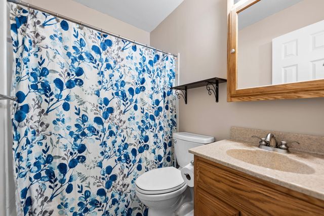 1509 Monticello Park Drive, Valparaiso, IN 46383