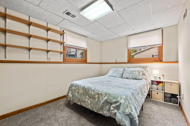 1509 Monticello Park Drive, Valparaiso, IN 46383