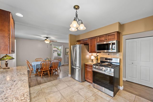 1509 Monticello Park Drive, Valparaiso, IN 46383