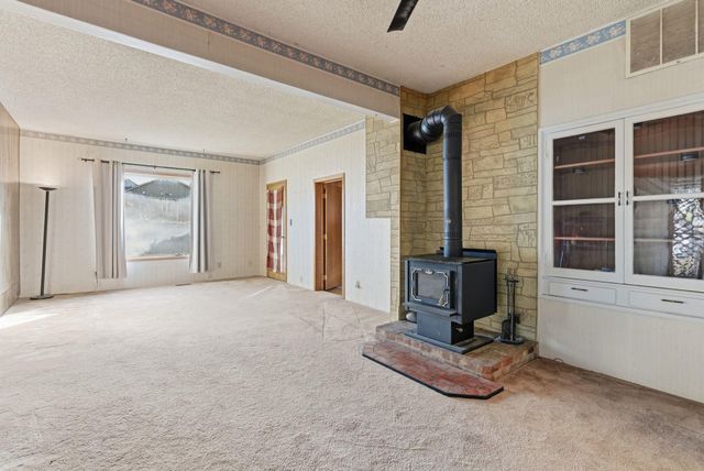 1305 E Hastings Rd, Spokane, WA 99218