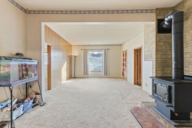 1305 E Hastings Rd, Spokane, WA 99218