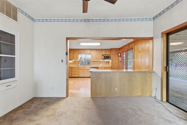 1305 E Hastings Rd, Spokane, WA 99218