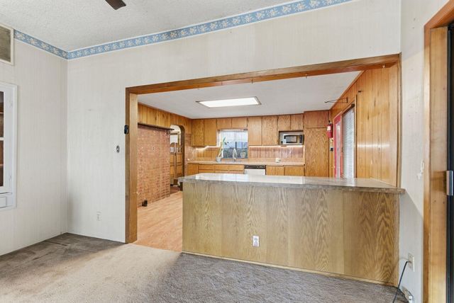 1305 E Hastings Rd, Spokane, WA 99218