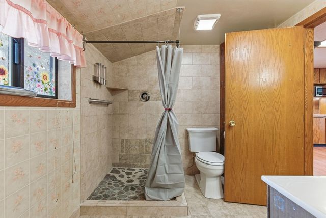 1305 E Hastings Rd, Spokane, WA 99218