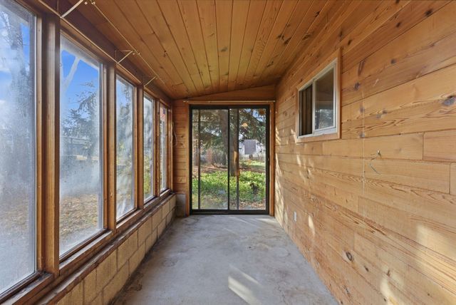 1305 E Hastings Rd, Spokane, WA 99218