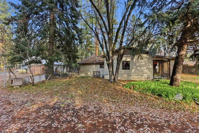 1305 E Hastings Rd, Spokane, WA 99218