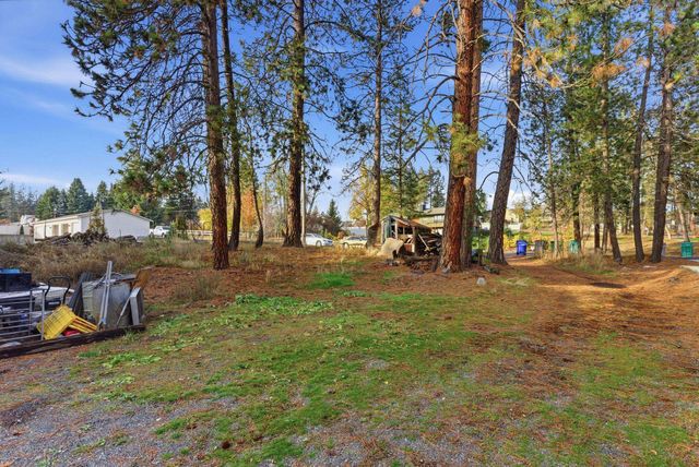 1305 E Hastings Rd, Spokane, WA 99218