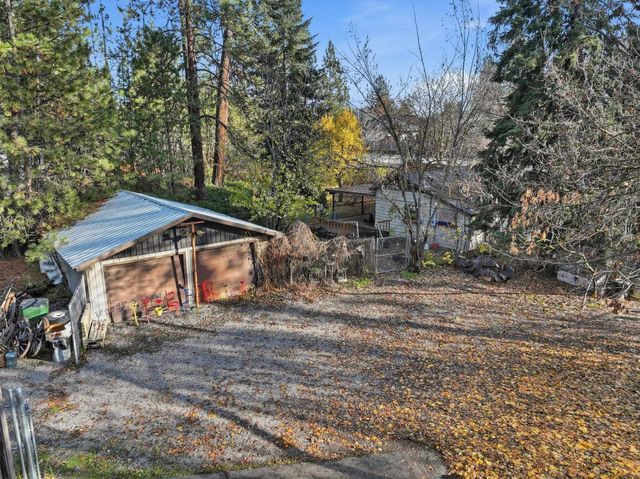 1305 E Hastings Rd, Spokane, WA 99218