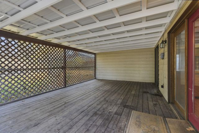 1305 E Hastings Rd, Spokane, WA 99218