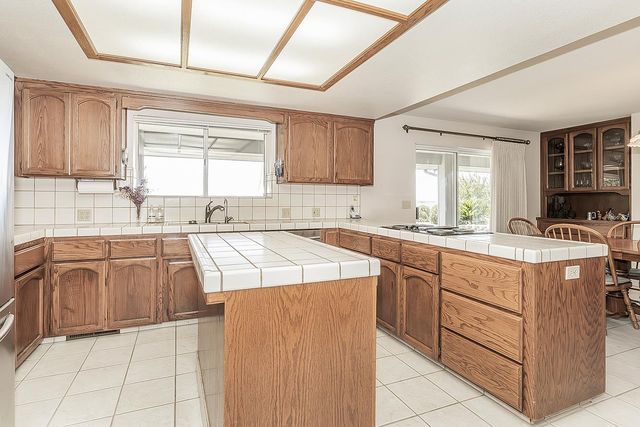 14404 Killarney Drive, Madera, CA 93636