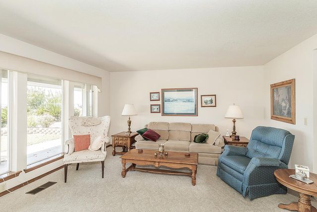 14404 Killarney Drive, Madera, CA 93636