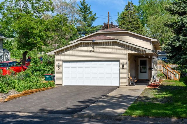 5211 6th Street NE, Columbia Heights, MN 55421