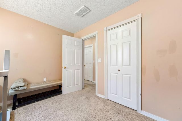 5211 6th Street NE, Columbia Heights, MN 55421