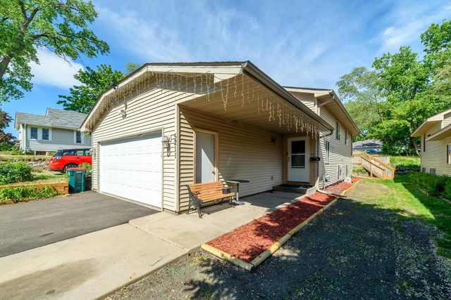 5211 6th Street NE, Columbia Heights, MN 55421
