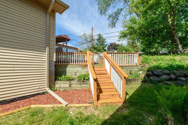 5211 6th Street NE, Columbia Heights, MN 55421