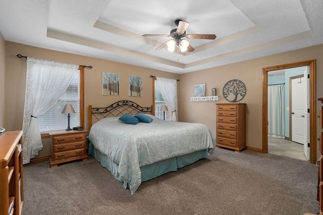 3624 N Bridgewood Avenue N, Springfield, MO 65803