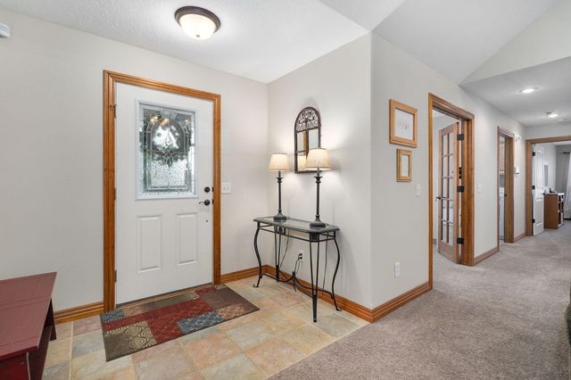 3624 N Bridgewood Avenue N, Springfield, MO 65803