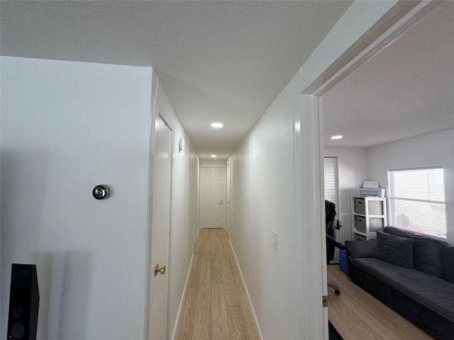 5221 SW 25th Avenue, Fort Lauderdale, FL 33312