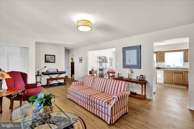 28 VERSAILLES CT, Reading, PA 19605