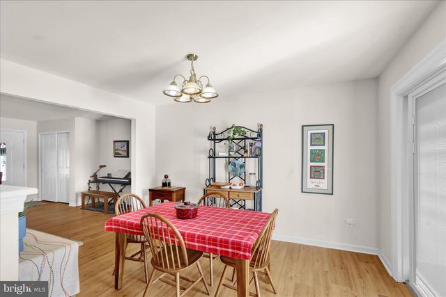 28 VERSAILLES CT, Reading, PA 19605