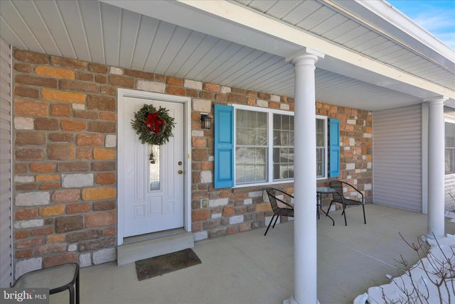 28 VERSAILLES CT, Reading, PA 19605