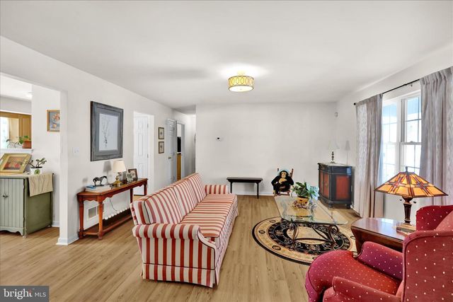 28 VERSAILLES CT, Reading, PA 19605