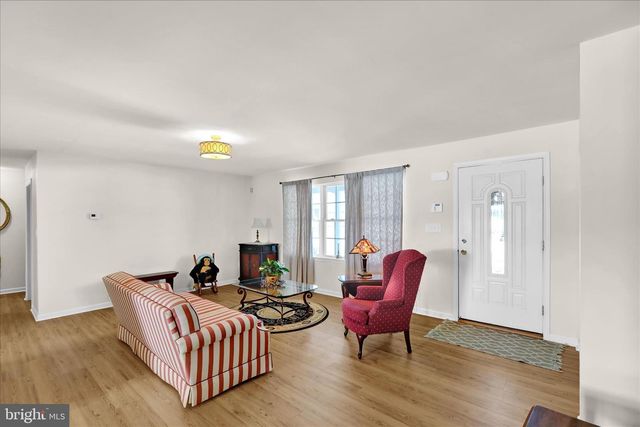 28 VERSAILLES CT, Reading, PA 19605