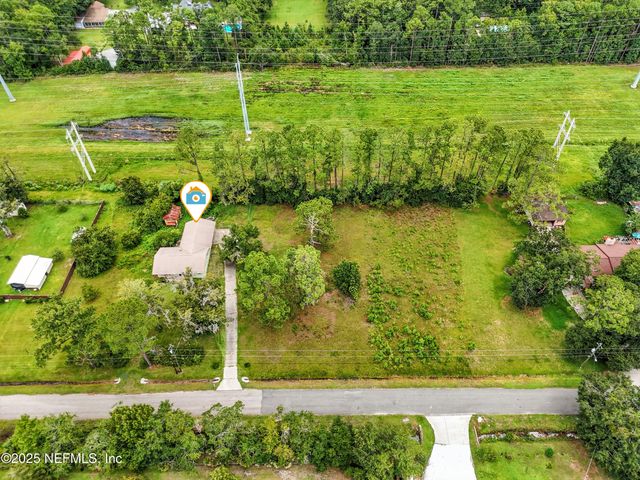 943 NOAH Road, Jacksonville, FL 32218