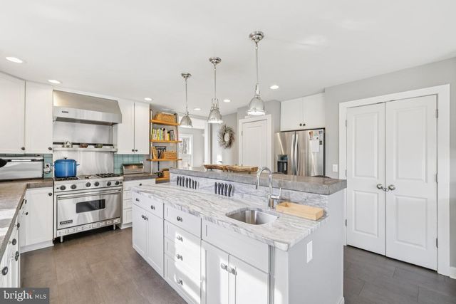 2941 SOUTHAVEN DR, Annapolis, MD 21401