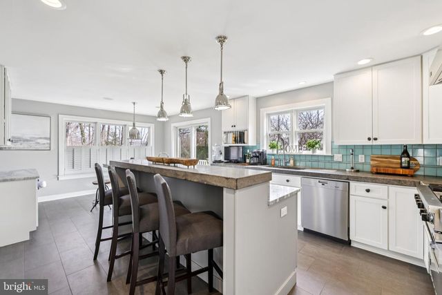 2941 SOUTHAVEN DR, Annapolis, MD 21401