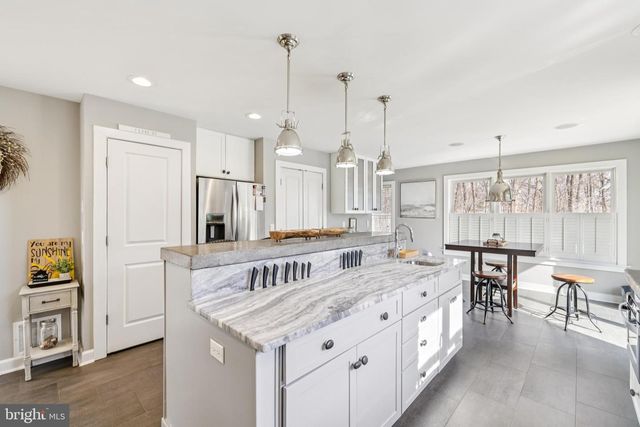 2941 SOUTHAVEN DR, Annapolis, MD 21401