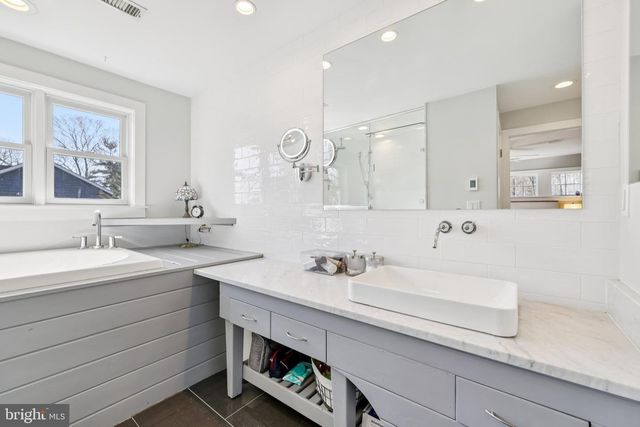 2941 SOUTHAVEN DR, Annapolis, MD 21401