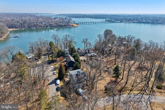 2941 SOUTHAVEN DR, Annapolis, MD 21401