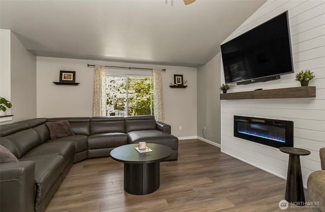 17116 120th Place NE, Arlington, WA 98223