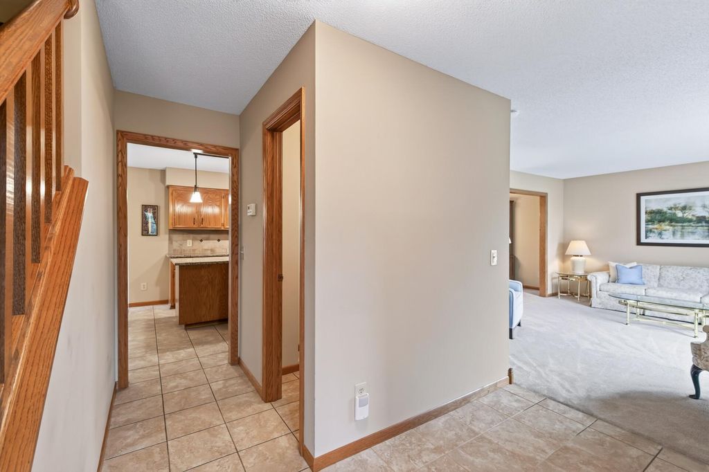 13640 Gardenia Path, Apple Valley, MN 55124 — photo 5