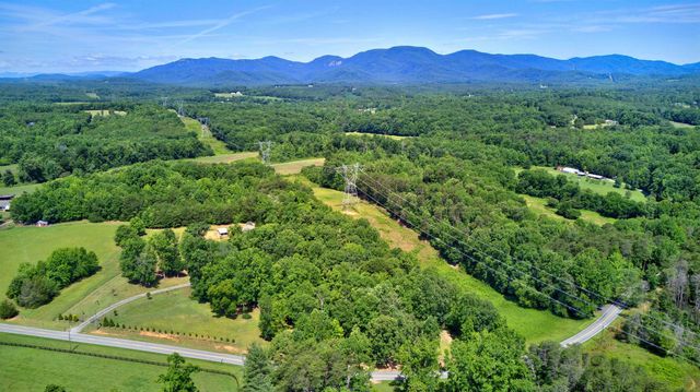 314 310 Gibson Road, Landrum, SC 29356