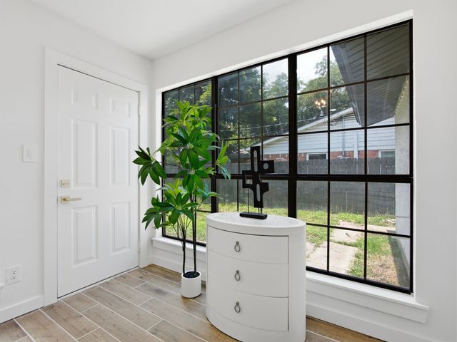 11348 Carissa Drive, Dallas, TX 75218