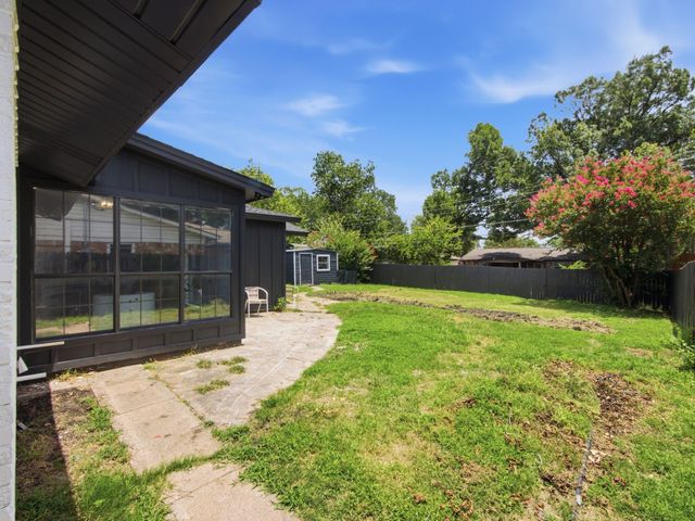 11348 Carissa Drive, Dallas, TX 75218