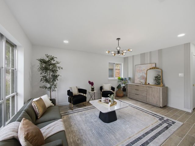 11348 Carissa Drive, Dallas, TX 75218