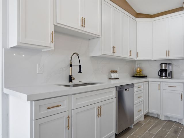 11348 Carissa Drive, Dallas, TX 75218