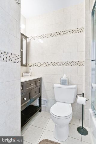 19005 MOUNT AIREY RD, Brookeville, MD 20833