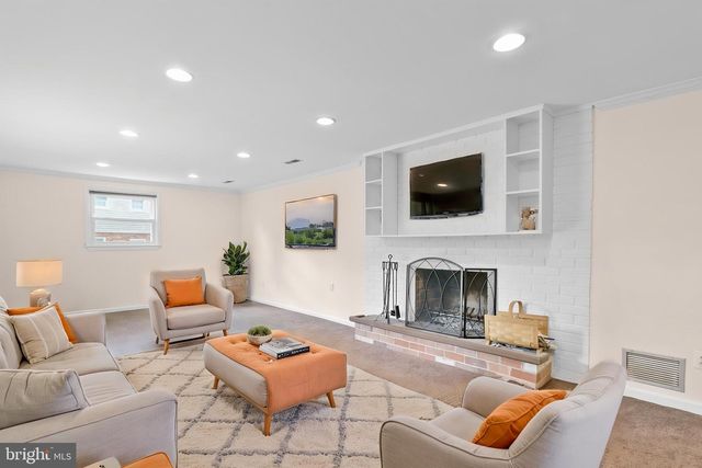 19005 MOUNT AIREY RD, Brookeville, MD 20833