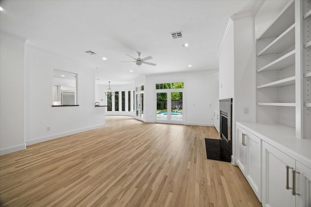 5506 Auden Street, Houston, TX 77005