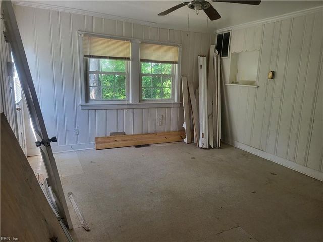 415 Hampton Roads AVE, Hampton, VA 23661
