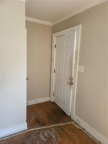415 Hampton Roads AVE, Hampton, VA 23661