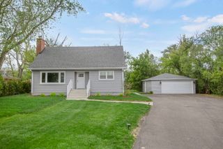 4001 Walters Avenue, Northbrook, IL 60062