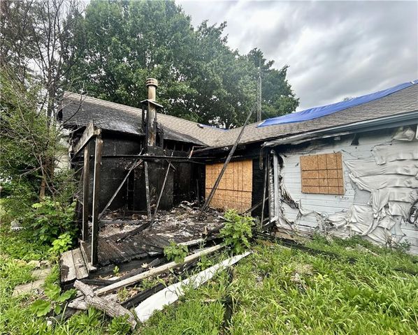 617 N Houston Street, Adrian, MO 64720