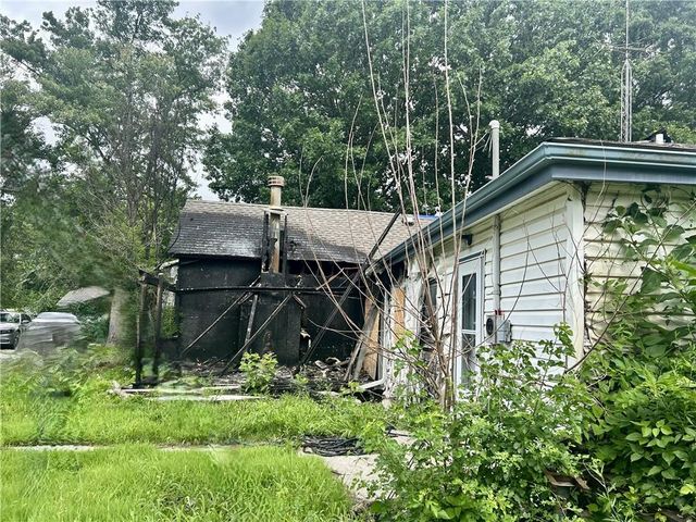 617 N Houston Street, Adrian, MO 64720